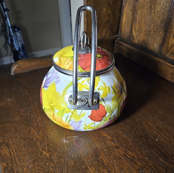 Pioneer Women Floral Enamel Teapot with Stainless Steel Handle - Picture 4 of 10